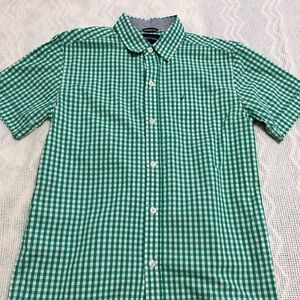 Nautica Boys Large Green & White Checked  Shirt
Size L 14/16